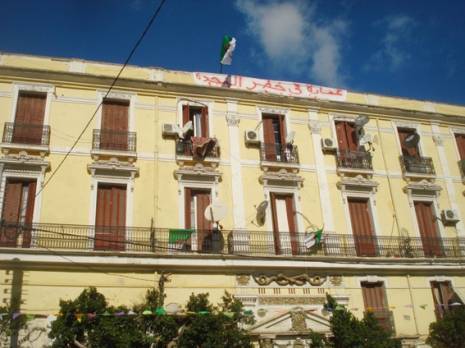 L'immeuble Chochana menace ruineVieux bâti à Guelma