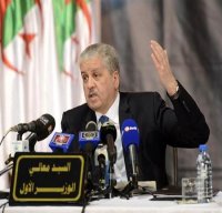 La politique du gouvernement est fondée sur le travail avec tous sans exclusion aucune (Sellal)