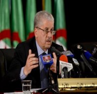 Tournées de Sellal dans les régions : appels à la conscience citoyenne des Algériens