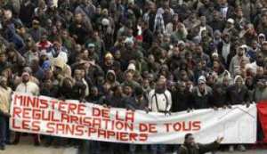 Travailleur Algériens et Tunisiens en France, cela vous concerne !