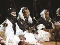 Arts de l'AhaggarLa musique spirituelle du groupe Tartit subjugue le public du Fiataa
