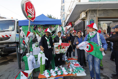 العاصمة: مناصرو الخضر يحتفلون ويعدون بليلة بيضاء