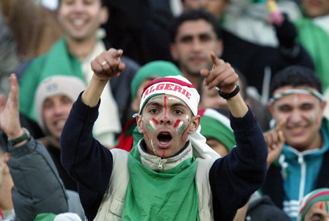 نسمات أم درمان تهب على عاصمة الغرب، ووهران مدينة أشباح لمدة 90 دقيقة