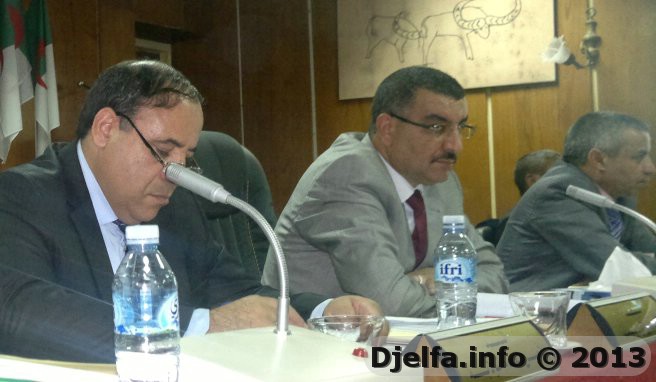 والي ولاية الجلفة يطلق خطة استعجالية لتشخيص قطاع التربية و حصر النقائص و الإختلالات...أعلن أن سنة 2014 ستكون 
