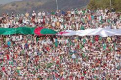 المناصرون يملؤون نصف مدرجات ملعب مصطفى تشاكر بالبليدة بعد ساعة من فتحهمباراة الجزائر- بوركينافاسو: