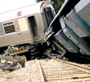 رعب في مدينة الناصرية ببومرداس                    انحراف قطار تيزي وزو ـ الجزائر