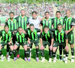 رئيس مجلس إدارة شباب قسنطينة يدعو للتعقل                    بوالحبيب يشترط انسحاب لوصيف من الفريق