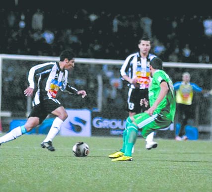 وسط خلافات بين أعضاء النادي                    وفاق سطيف يستأنف التدريبات قي غياب ثلاثة لاعبين