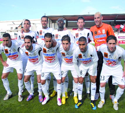 وفاق سطيف                    سرار يضطر للتفاوض مع اللاعبين الغاضبين