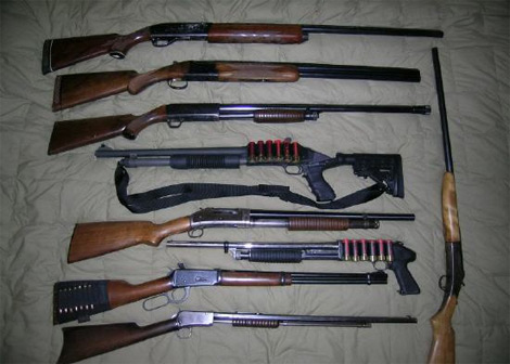 تفكيك عصابة تتاجر في أسلحة الصيد وحجز 10 بنادق بمعسكر