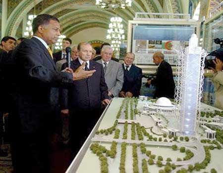 La Grande mosquée d'Alger : un trou noir budgétaire à la gloire du président (opinion)