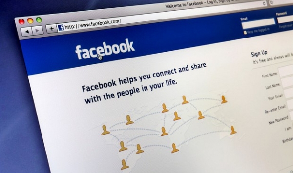 صفحات في الفيسبوك تحرض على الطائفية في الڤرارة بغرداية وتمارس 