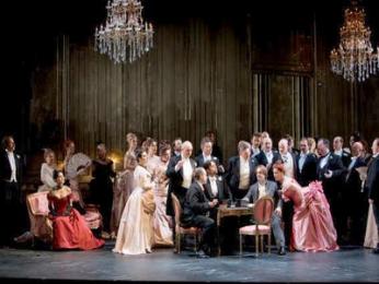 بدء فعاليات الأسبوع الثقافي للفنون الشعبية المحلية لغليزانشهد إقبالا ملحوظا بخنشلة