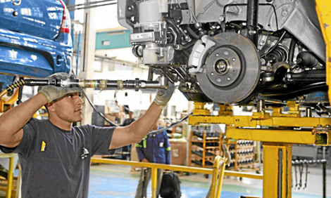 بن يونس: أول سيارة رونو جزائرية ستخرج في نوفمبر 2014