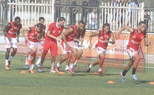 م. وهران: قرعة الكأس تخدم مصالح «الحمري» و تنعش طموحاته في مغازلتها