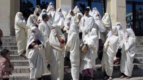 نساء بشاريات في مسيرة ب