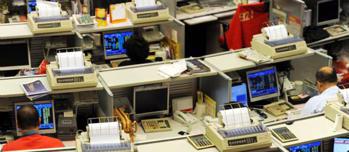 Marchés : Les Bourses européennes finissent la semaine autour de l'équilibre