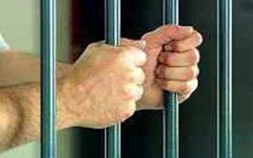 المؤبد لقاتل جاره ببندقية صيد بأم البواقيسلّم لمصالح الأمن سلاحا غير أداة الجريمة