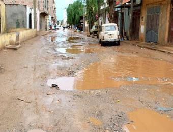 سكان أيت عبد المومن بتيزي وزو يحتجّون