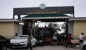 طلبة قسم الانجليزية يشلون جامعة الجزائر 2 اليوم