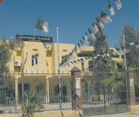 Ses merveilleux ksour sont en état de délabrement et menacent ruine