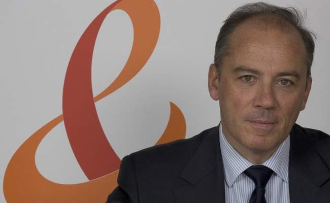 Orange va mettre un pied en Algérie, onze ans après!