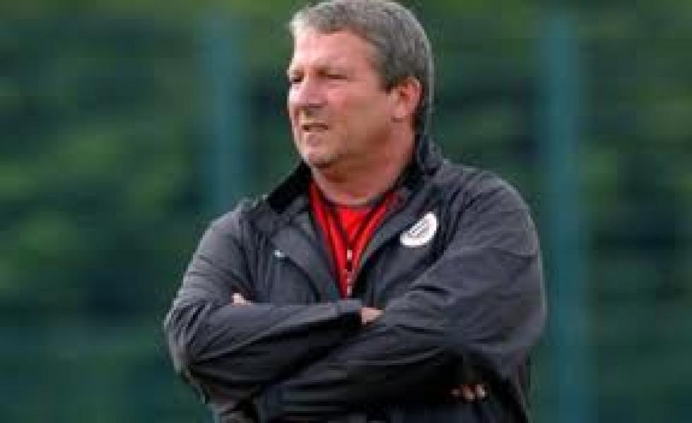 كوربيس من اتحاد العاصمة إلى مونبيلييه