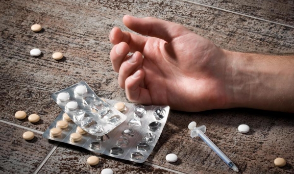 انتحار شابة بشرب حمض الأسيد في وادي تليلات بوهران