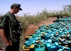 توقيف 5 مهربين وحجز 16 ألف لتر من مادة الوقود بأدرار