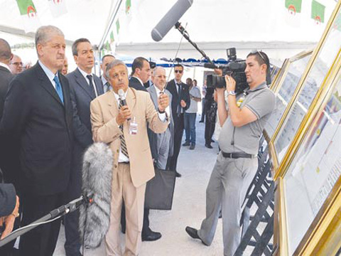 M. Abdelmalek Sellal en visite de travail dans la wilaya de Tlemcen