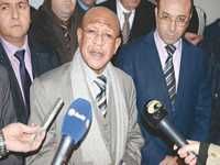 Excédé de voir certains quartiers inondés d'immondices