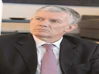 M. André PARANT, ambassadeur de France en Algérie, à 