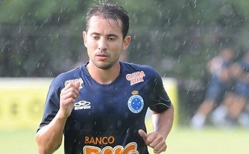 لاعب برازيلي يتجاهل عرضاً من ريال مدريد املاً بالاحتراف في الدوري الانجليزي