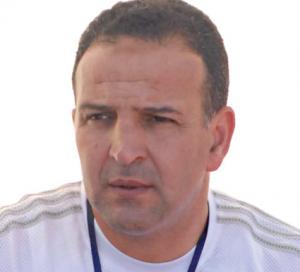 الهادي خزّار (مدرّب شباب قسنطينة)                    الضغط سيكون على  الموك