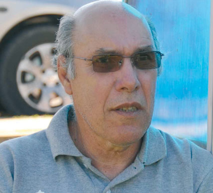 خواو ألفاز (مدرّب مولودية قسنطينة)                     شباب قسنطينة ليس أحسن منّا