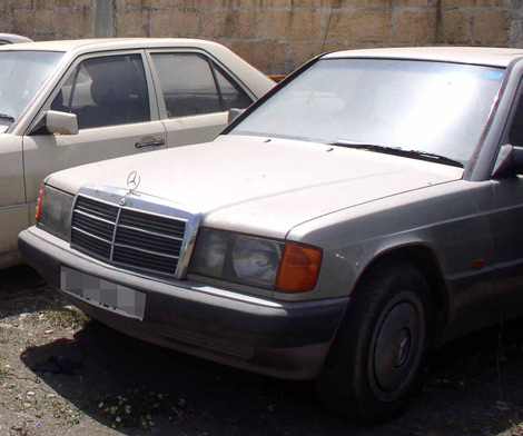 حجز 10 سيارات 