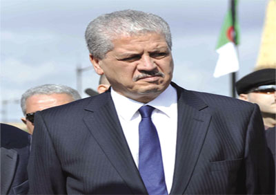 Sellal insiste sur le respect des délais des réalisations