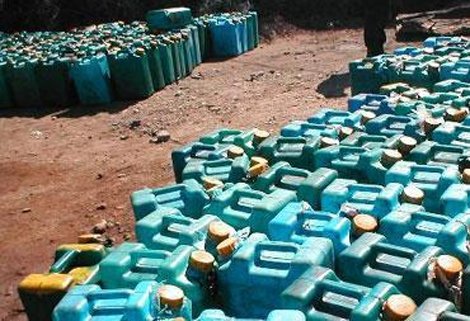 حجز 2300 لتر من الوقود بسوق أهراس