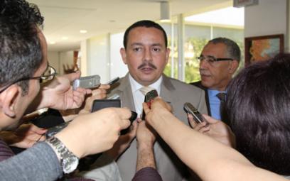 Sans équivoque, Sahli soutient Bouteflika