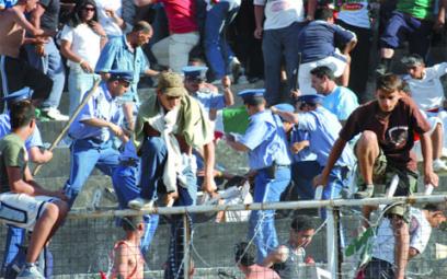 Faut-il interdire les déplacements de supporters '