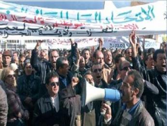 4 منظمات تهدد بحشد مليون منخرط للإحتجاج في العاصمة الأسبوع المقبل