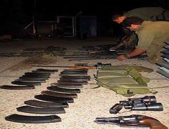 تفكيك شبكة متاجرة بالأسلحة والذخيرة بتيزي وزو