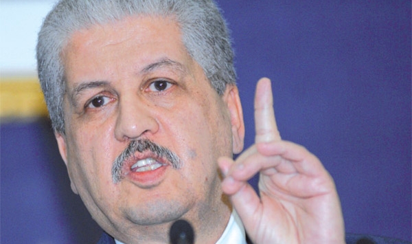 لقاء بين سلال وبعثة الأفافاس العائدة من غرداية