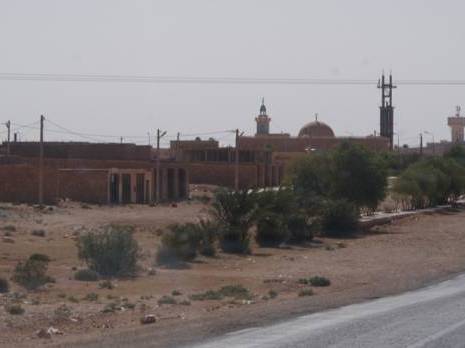 La localité attend toujours de sortir de sa bulle