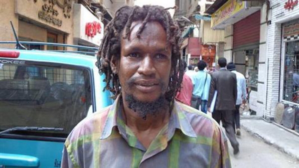 فنان غرافيتي سوداني تزين رسوماته جدار الاليزيه .. يموت متجمداً بشوارع القاهرة