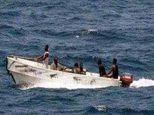 الجزائر تنشئ خليتي طوارئ بعد تأكد خبر قرصنة باخرة