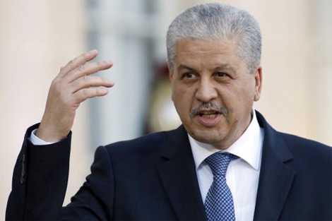 سلال يشرع في زيارة عمل وتفقد إلى ولاية مستغانم