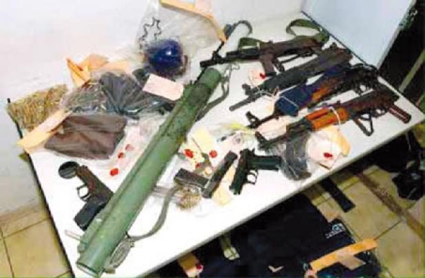 القضاء على 3 إرهابيين واسترجاع أسلحة كلاشنيكوف بالبويرة