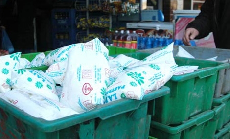 موزعو الحليب بالعاصمة يحمّلون مدير مركب 