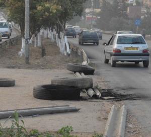 بومرداس                    إصابة 15 دركيا في اشتباكات مع المواطنين ببودواو